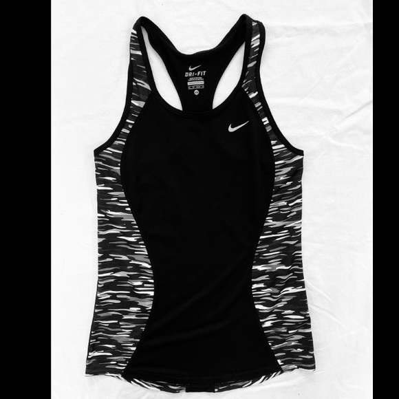 Nike workout tank top - Picture 1 of 1